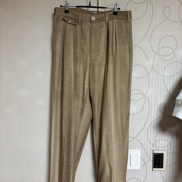 빔즈플러스 프린티드 울 투턱 트라우저