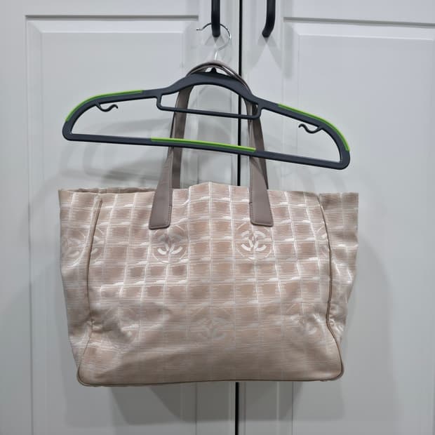 샤넬 뉴 트래블 트래블라인 나일론 베이지 토트백 쇼퍼백