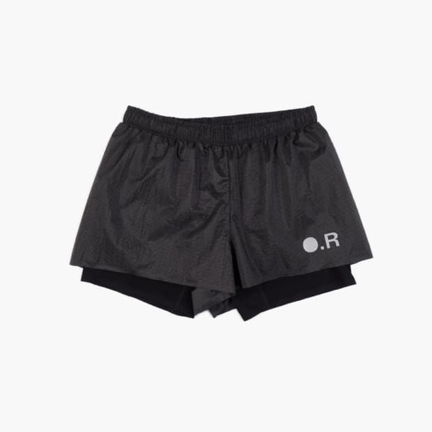 [M , L] 옵티미스틱 글로시 쇼츠 블랙