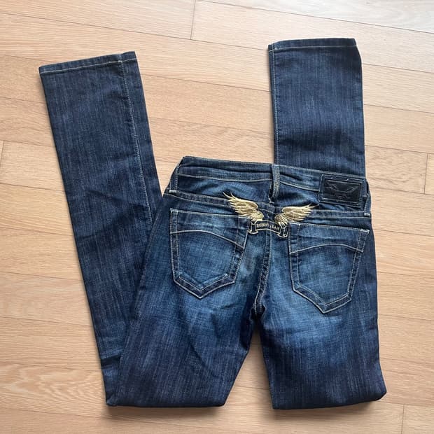 Robins Jeans gold wing jean