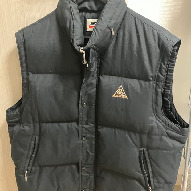 (105) 나이키 ACG 조끼패딩 패딩베스트 블랙