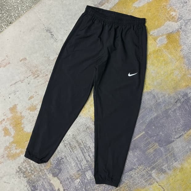 나이키 드라이핏 챌린저 우븐 러닝팬츠 L