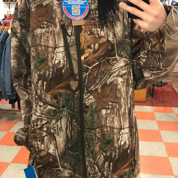 컬럼비아 낚엽 바람막이