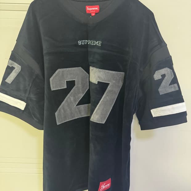 슈프림 풋볼 벨벳져지