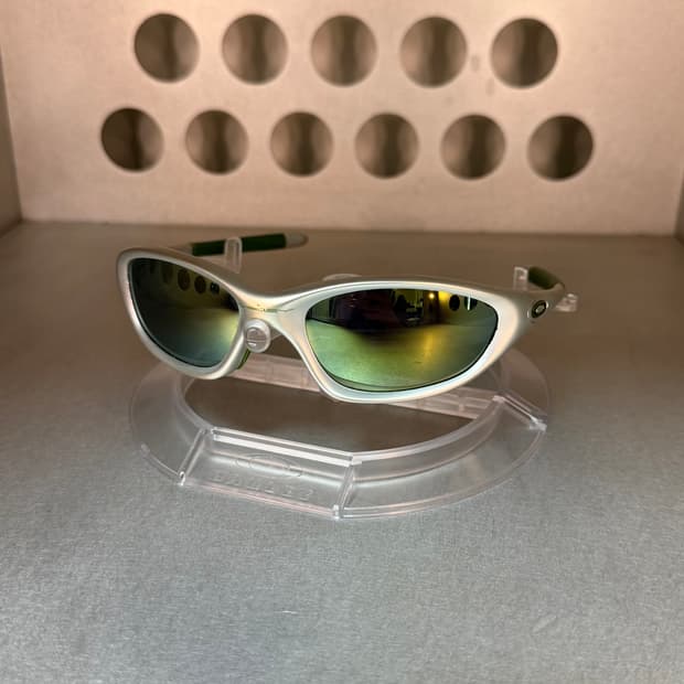 오클리 XX 트웬티 (2000)