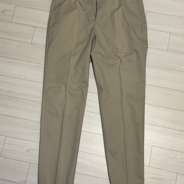 지오다노 팬츠 베이지