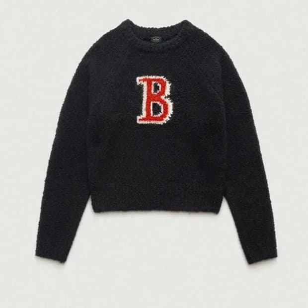 더바넷 B로고 부클 니트