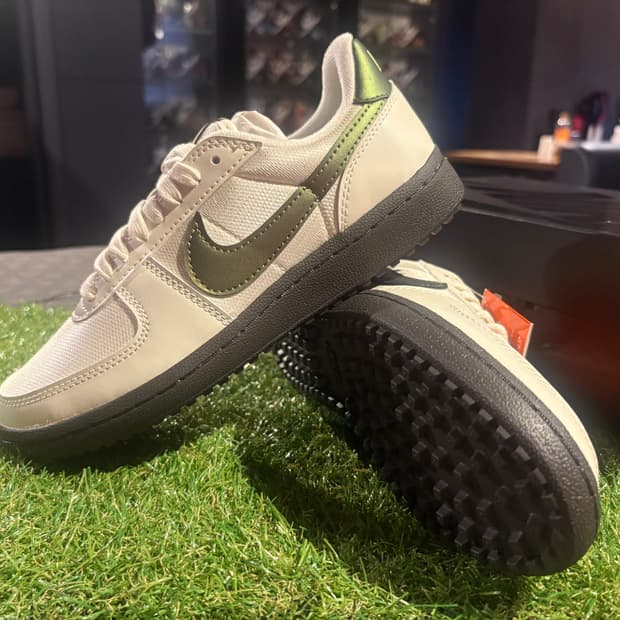 [새상품/240] 나이키 필드제네럴