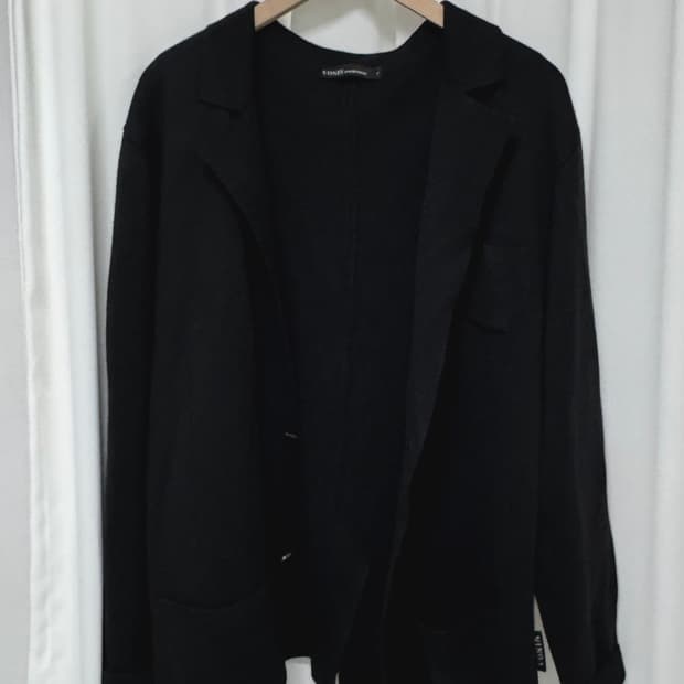 VONIN 보닌 블랙 가디건