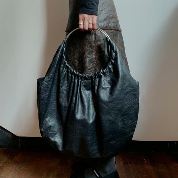 초기 메종 마르지엘라 레더 백