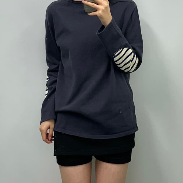 세인트제임스 엘보우디테일 네이비 길도 니트 슬리브