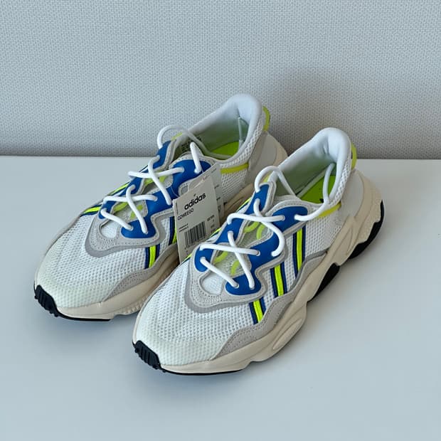 [새상품]아디다스 오즈위고 클라우스 화이트 솔라 옐로우 255