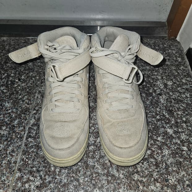 나이키 스투시 포스 295 미드 베이지