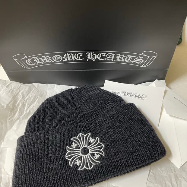 크롬하츠 울 비키