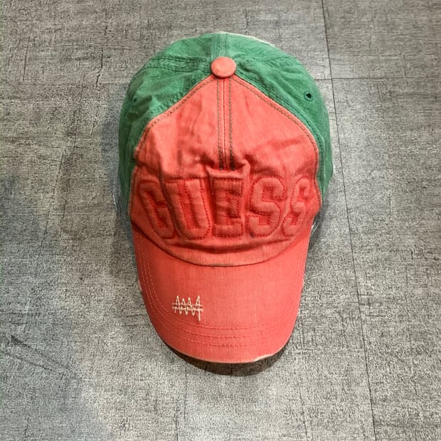 Guess 게스 핀터깔y2k 올드스쿨 배색모자 볼캡