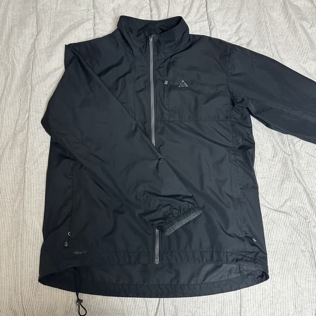 나이키 acg 바람막이 자켓 100