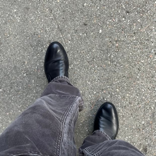 00s Prada All Black Laether Slip-on