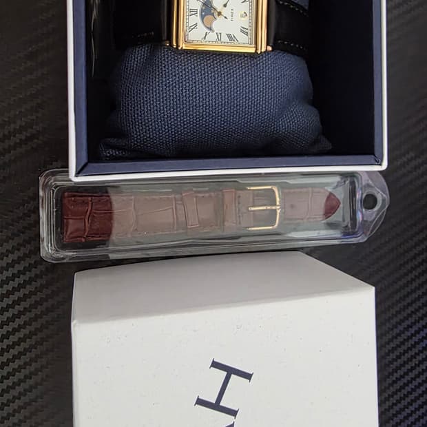 노아 타이맥스 브라운 골드