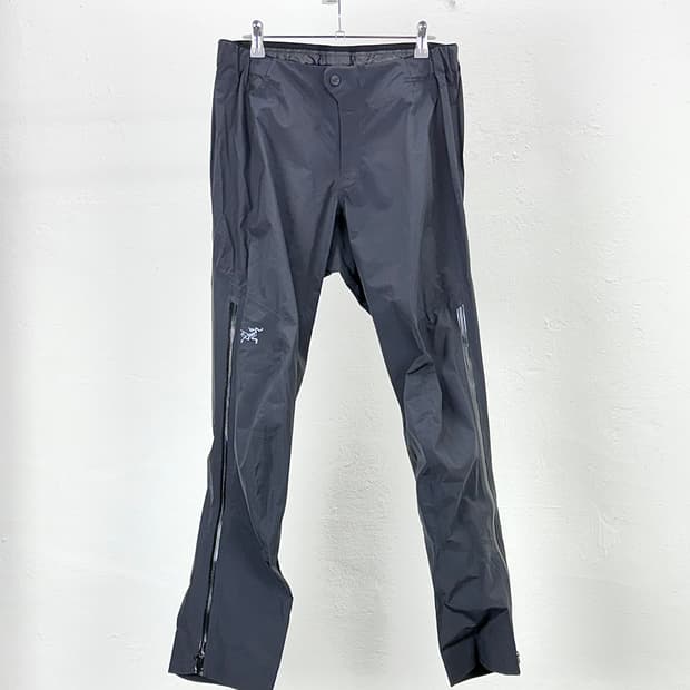 아크테릭스 제타 SL 블랙 고어텍스 팬츠