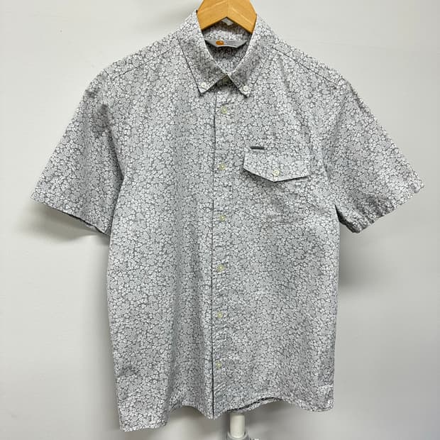 칼하트 플로랄 하프 셔츠