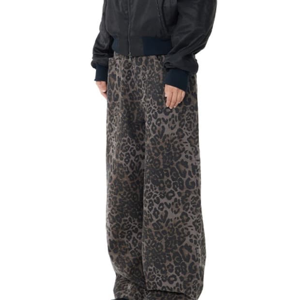 아캄 Leopard Pattern Cotton Pants (Purple)