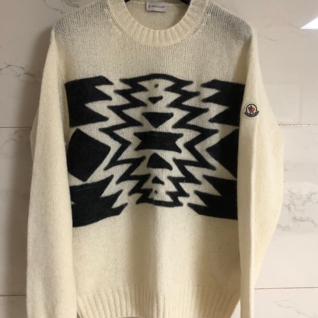 몽클레어 울 모헤어 스웨터