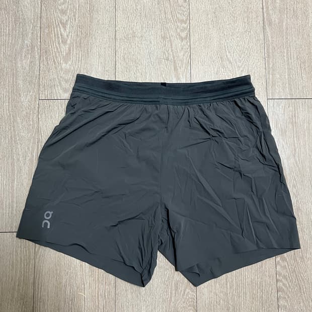 온러닝 5인치 퍼포먼스 러닝팬츠 쇼츠 L