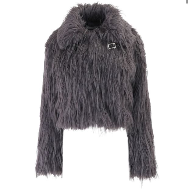 킴즈서울 퍼자켓 구해요