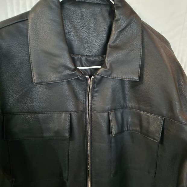 블랙 인조 가죽 자켓 점퍼