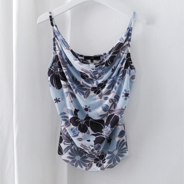 flower draping sleeveless