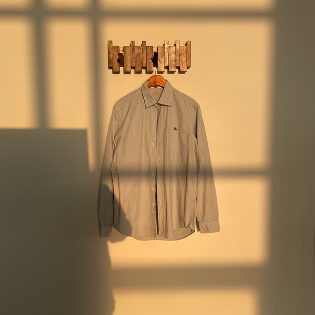 버버리 스트라이프 셔츠