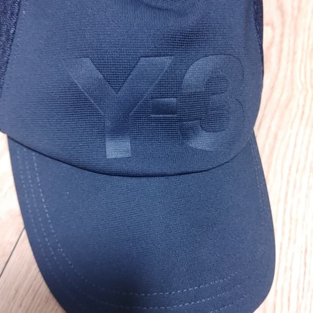 아디다스 Y-3 트러커 모자