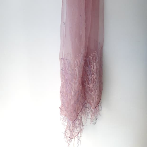 Mesh glitter muffler / pink
