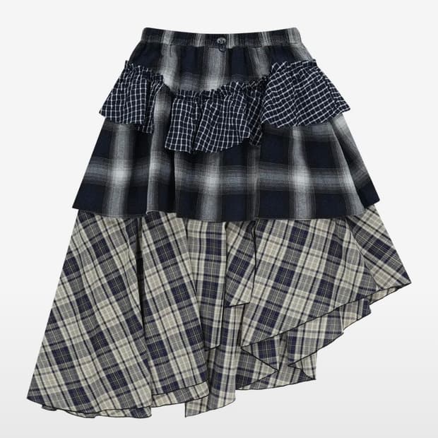 사진 속 뚜오미오 스커트 삽니다