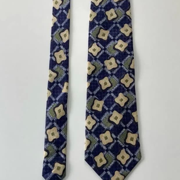 레노마 넥타이