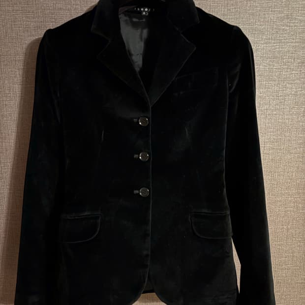 Theory 벨벳 블랙 자켓 사이즈 0