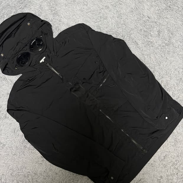CP컴퍼니 고글 후드 오버셔츠 자켓