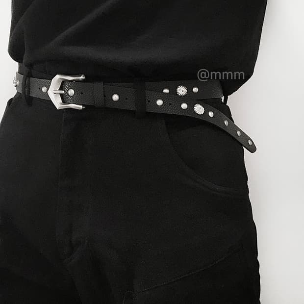 Flower Stud belt🌫️
