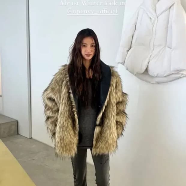 오픈와이와이 폭스퍼 리버시블무스탕 블랙 / 정가 489,000