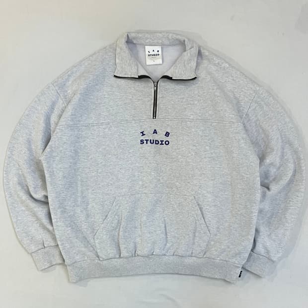 아이앱 스튜디오 하프 집 반집업 풀오버 맨투맨