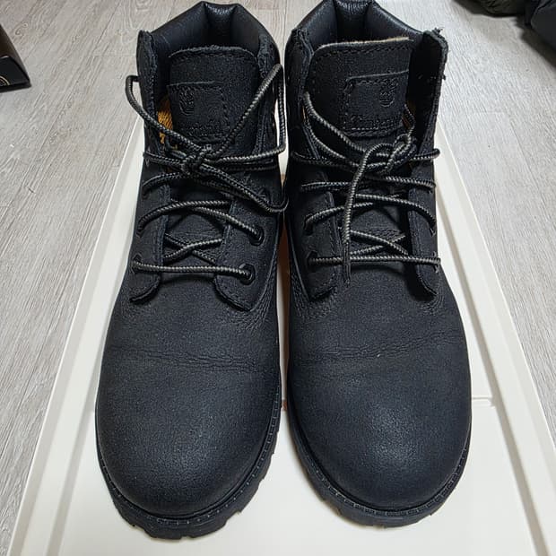 팀버랜드 여성 블랙부츠(215)