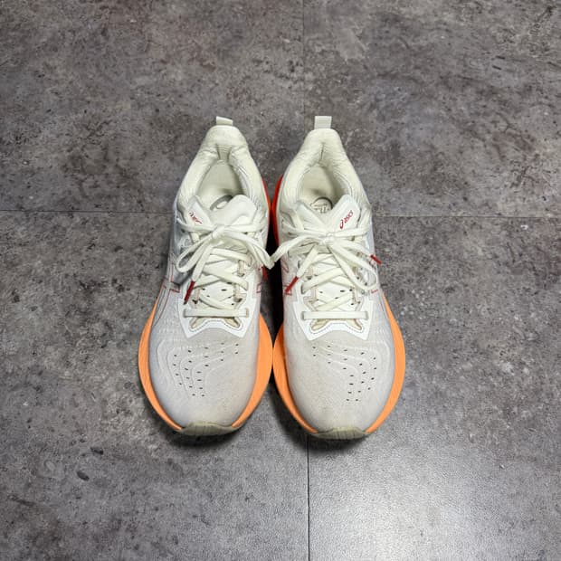 아식스 노바블라스트4 270