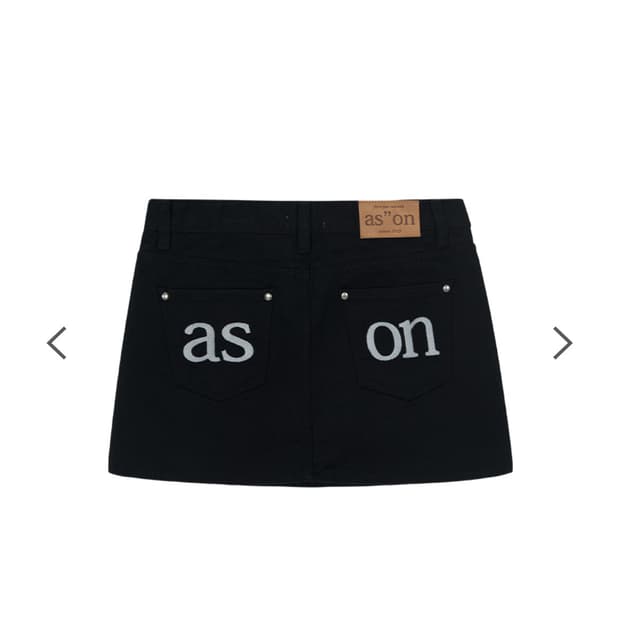 새상품, 택 O) 애즈온 치마 pog skirt