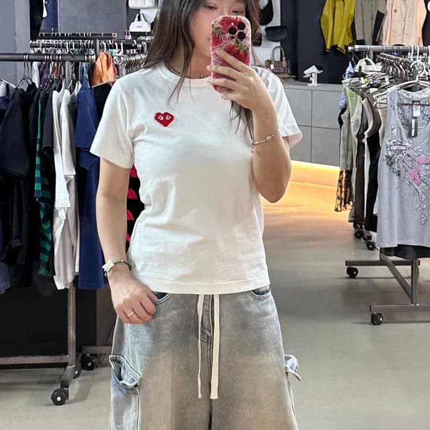 꼼데가르송 픽셀하트 로고 반팔
