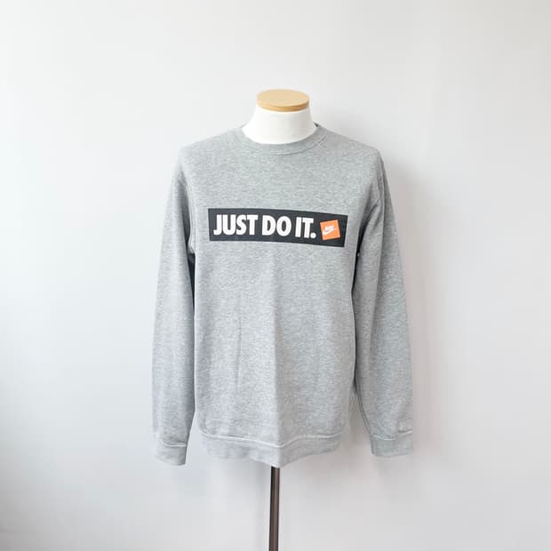 나이키 저스트두잇 기모맨투맨 L 