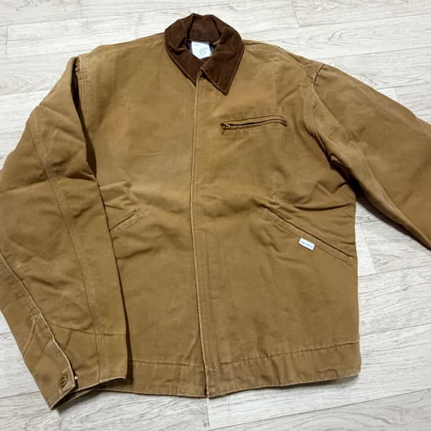 칼하트 자켓 100주년