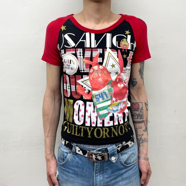 Retro Rabbit Checkered Star Red T-shirt