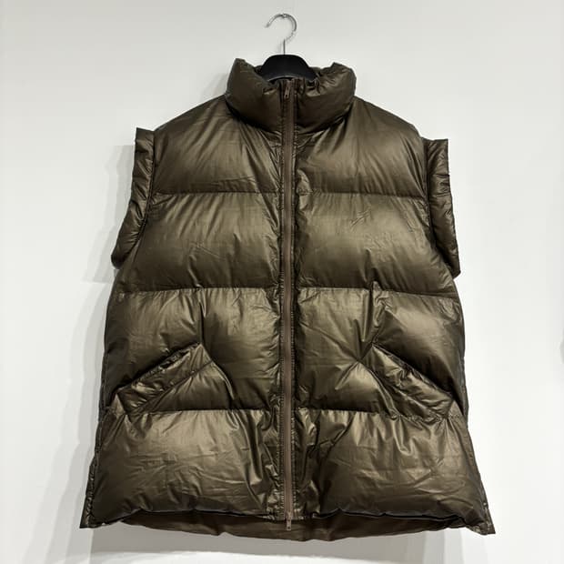 리시드 디자이너 브랜드 패딩조끼