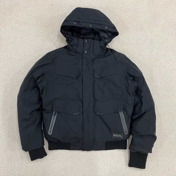 [100] 블랙야크 고어텍스 구스다운 후드 숏 패딩 점퍼 0105M1