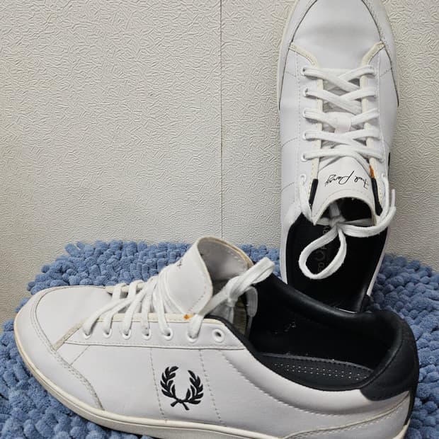 FRED PERRY 남자 스니커즈 뉴 스펜서 레더 285